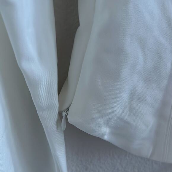 NWT PacSun Beverly and Beck Off-The-Shoulder Button Front Tie Top Blouse Shirt M - Picture 6 of 6